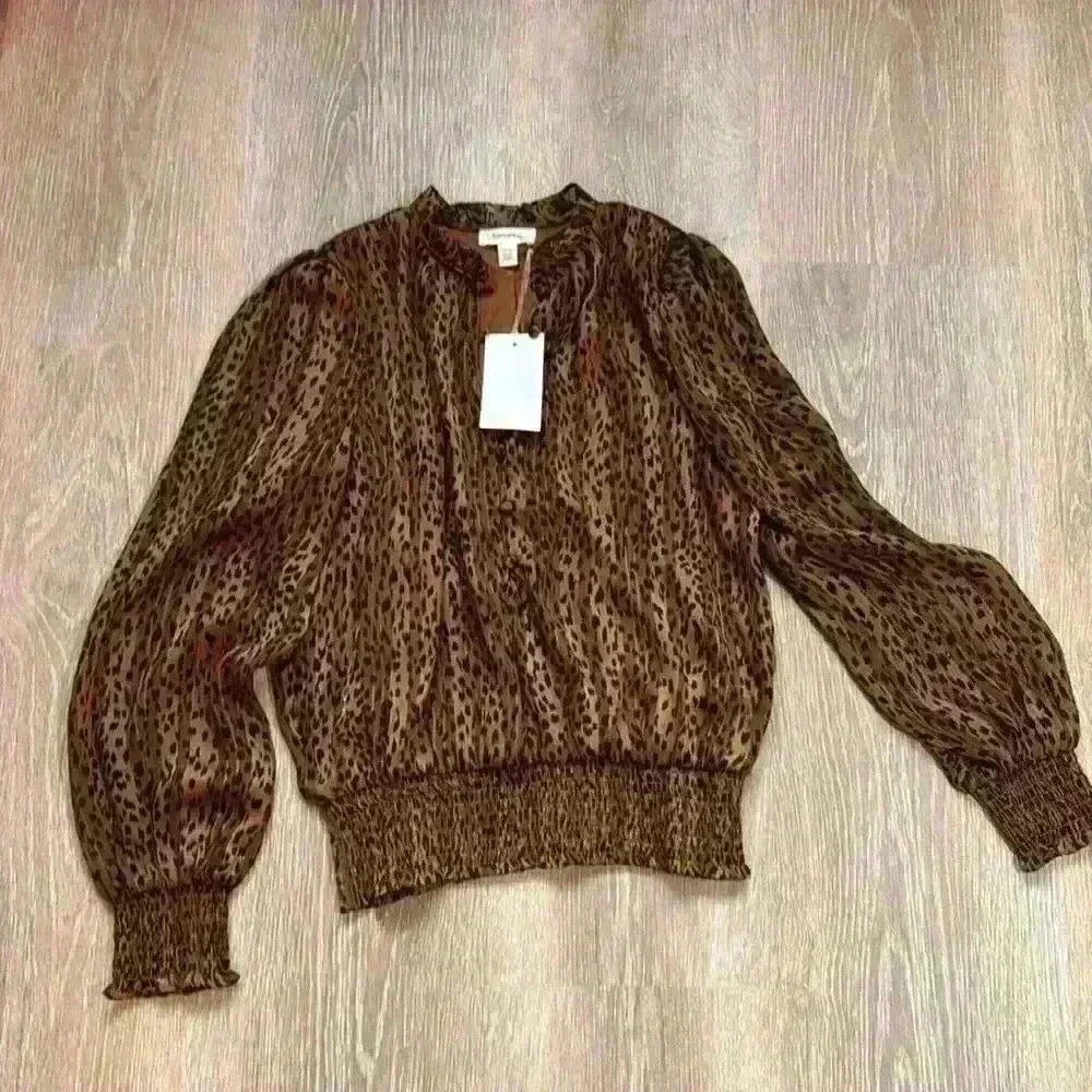 Tamara H. Blouse new with tags